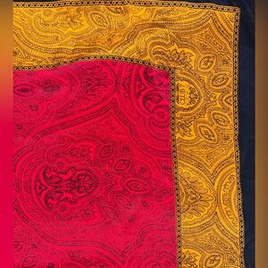 Echo by‎ Club 7 Paisley Scarf